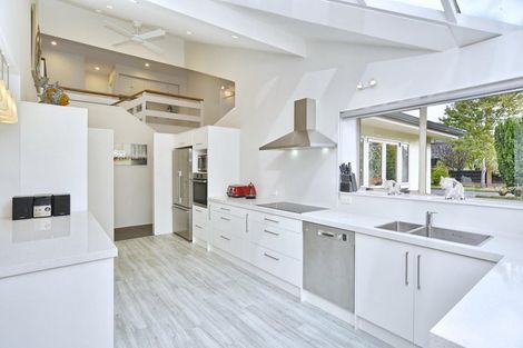 Photo of property in 9 Tangmere Place, Burwood, Christchurch, 8061