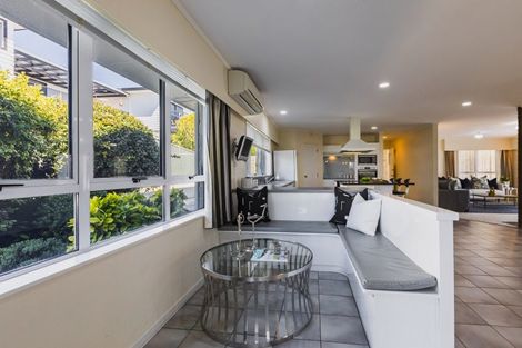 Photo of property in 81 Churchill Drive, Taradale, Napier, 4112