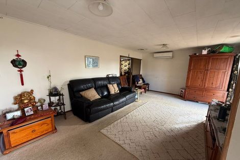 Photo of property in 5 Chesley Place, Half Moon Bay, Auckland, 2012