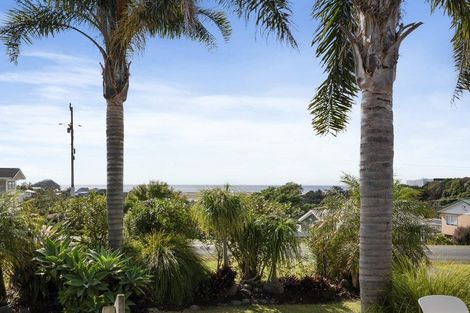 Photo of property in 11a Cullen Street, Mangawhai Heads, Mangawhai, 0505