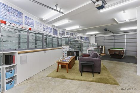 Photo of property in 212 Shaw Road, Oratia, Auckland, 0604