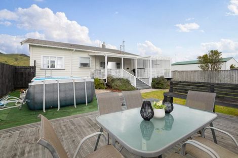 Photo of property in 80 Thames Road, Paeroa, 3600