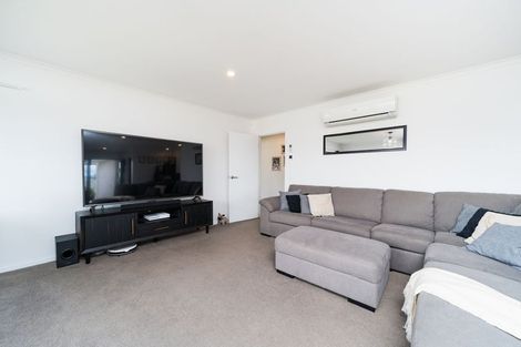 Photo of property in 6 Wescombe Grove, Feilding, 4702