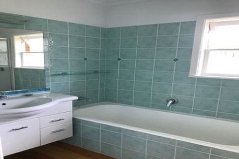 Photo of property in 57 College Road, Northcote, Auckland, 0627