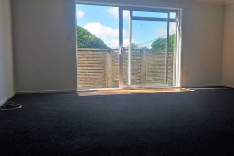 Photo of property in 38-40 Richmond Avenue, Karori, Wellington, 6012