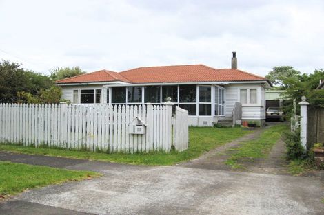 Photo of property in 11 Boyd Avenue, Mangere Bridge, Auckland, 2022