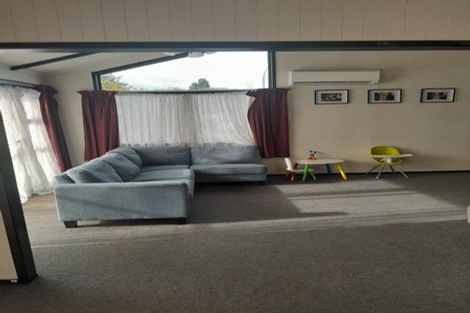 Photo of property in 6 Rewarewa Street, Owhata, Rotorua, 3010