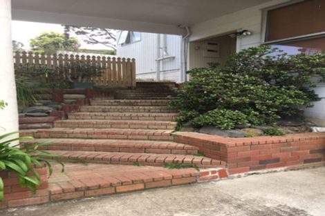 Photo of property in 152 Weatherly Road, Torbay, Auckland, 0630