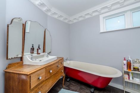 Photo of property in 82 Harrison Street East, Featherston, 5710