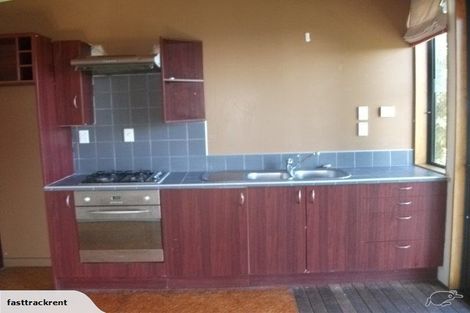 Photo of property in 1 Blethyn Place, Te Atatu South, Auckland, 0610