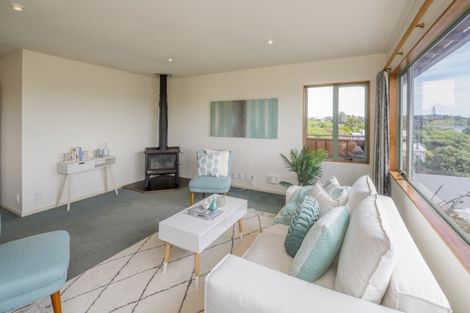 Photo of property in 37 Manuka Street, Otaki Beach, Otaki, 5512