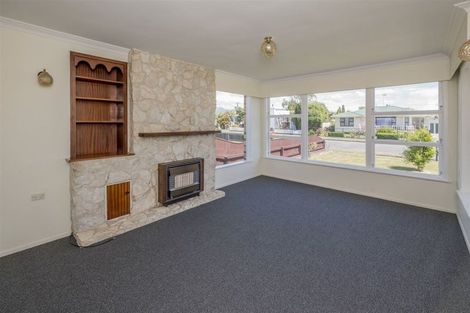 Photo of property in 21 Meadowvale Drive, Levin, 5510