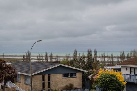 Photo of property in 8 Godley Place, Oceanview, Timaru, 7910