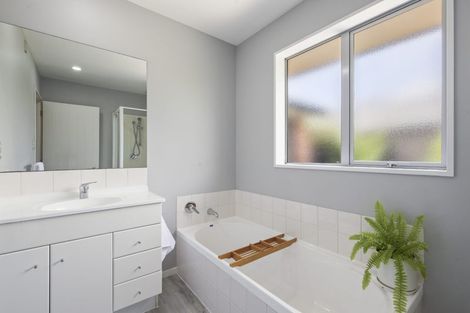 Photo of property in 28 Rushmore Drive, Belfast, Christchurch, 8051