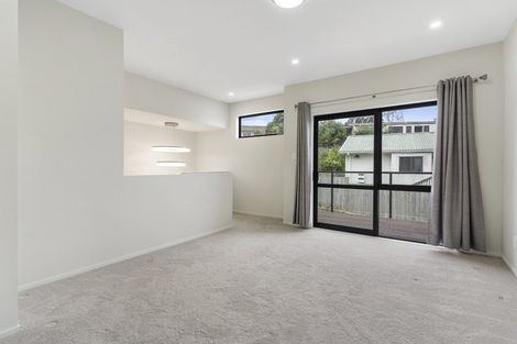 Photo of property in 21c Cherry Tree Place, Massey, Auckland, 0614