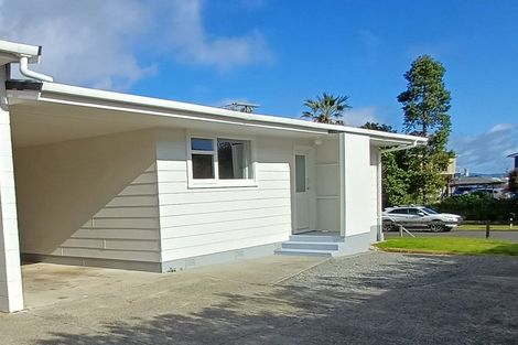 Photo of property in 24 Manaia View Road, One Tree Point, 0118