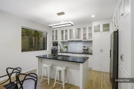 Photo of property in 87 Fairview Avenue, Fairview Heights, Auckland, 0632