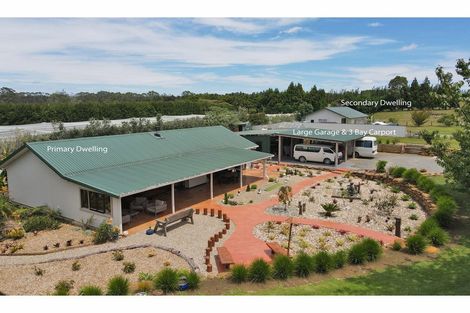 Photo of property in 73 Keri Downs Road, Kerikeri, 0294