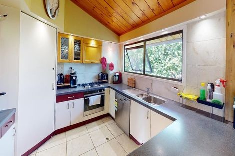 Photo of property in 27 Petrie Street, Pomare, Rotorua, 3015