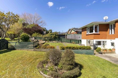 Photo of property in 11 Kinmont Crescent, Kinmont Park, Mosgiel, 9024