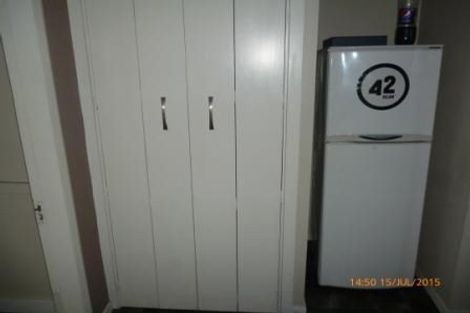 Photo of property in 2/44 Ribble Street, Island Bay, Wellington, 6023