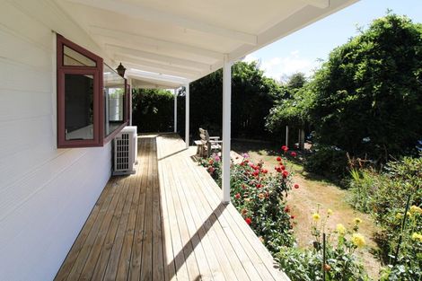 Photo of property in 30 Charles Street, Carterton, 5713