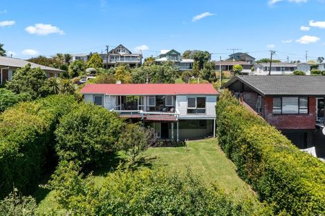 Photo of property in 30 De Luen Avenue, Tindalls Beach, Whangaparaoa, 0930