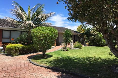 Photo of property in 36 Maugham Drive, Bucklands Beach, Auckland, 2014