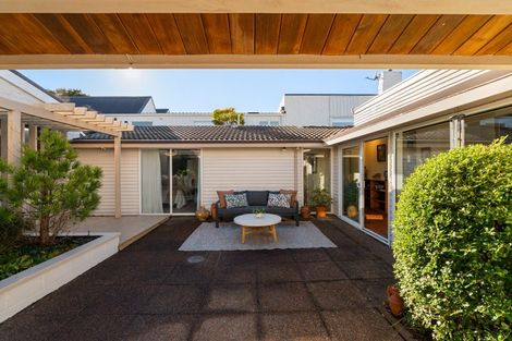 Photo of property in 13 Kabul Street, Khandallah, Wellington, 6035