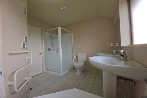Photo of property in 135a Memorial Avenue, Burnside, Christchurch, 8053