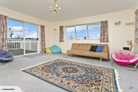 Photo of property in 21 Tui Glen Road, Birkenhead, Auckland, 0626