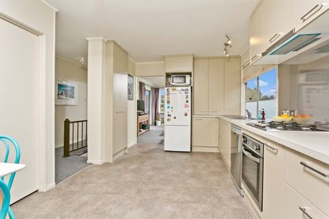 Photo of property in 8 Jayne Place, Torbay, Auckland, 0630