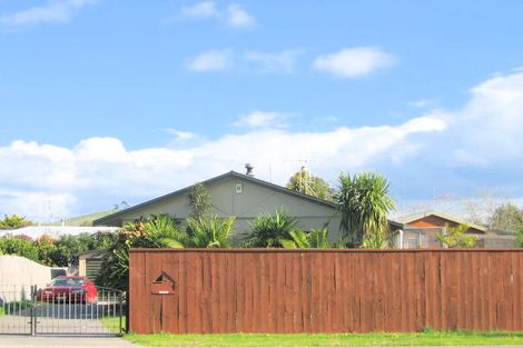 Photo of property in 52 Topaz Drive, Papamoa Beach, Papamoa, 3118
