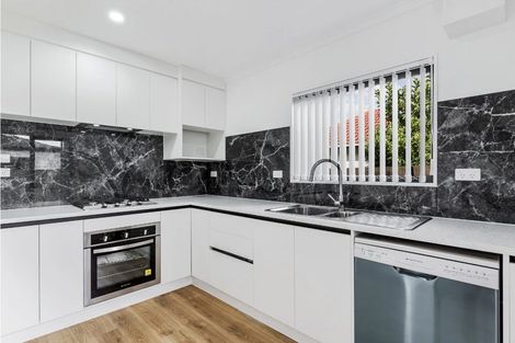 Photo of property in 127b Russell Road, Manurewa, Auckland, 2102