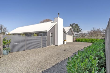 Photo of property in 8 Matai Grove, Greytown, 5712