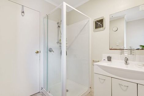 Photo of property in 2b Hastie Avenue, Mangere Bridge, Auckland, 2022