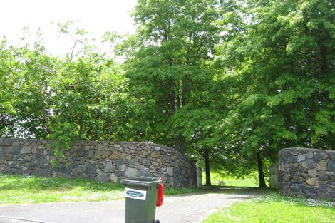 Photo of property in 5 Moontide Road, Kumeu, 0892