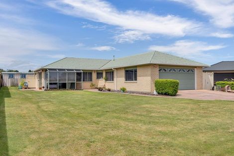 Photo of property in 30 Bayly Street, Waitara, 4320