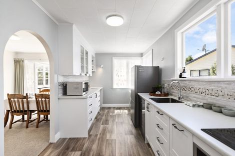 Photo of property in 13 Kilmister Grove, Boulcott, Lower Hutt, 5011