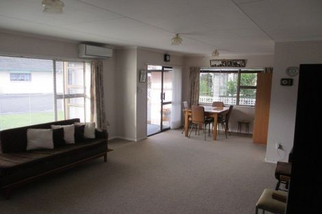 Photo of property in 8 Bethel Court, Milson, Palmerston North, 4414