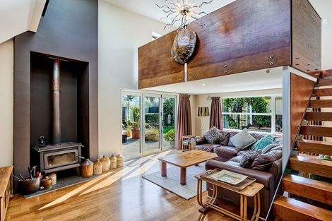 Photo of property in 40 Happy Valley Road, Owhiro Bay, Wellington, 6023