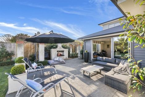 Photo of property in 225 Memorial Avenue, Burnside, Christchurch, 8053