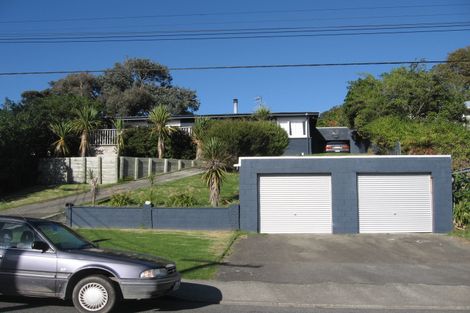 Photo of property in 54 Tiromoana Road, Raumati South, Paraparaumu, 5032