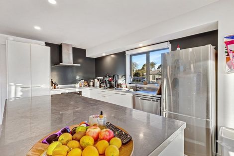 Photo of property in 233a Point Wells Road, Point Wells, 0986