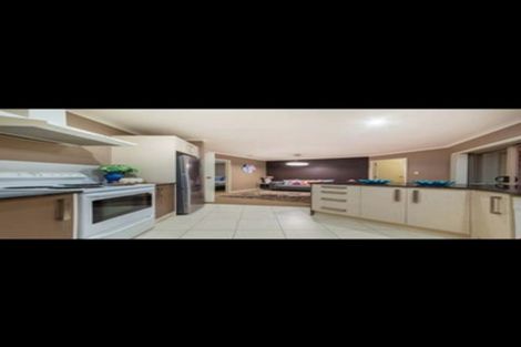 Photo of property in 3 Topland Drive, Flat Bush, Auckland, 2019