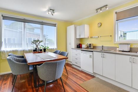 Photo of property in 31 Montgomery Crescent, Bader, Hamilton, 3206