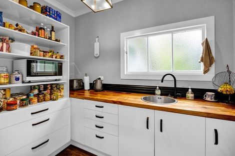 Photo of property in 279 Manutahi Road, Lepperton, New Plymouth, 4372