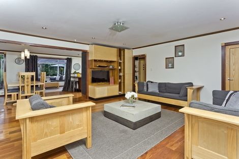 Photo of property in 18 Dene Court Lane, Greenhithe, Auckland, 0632