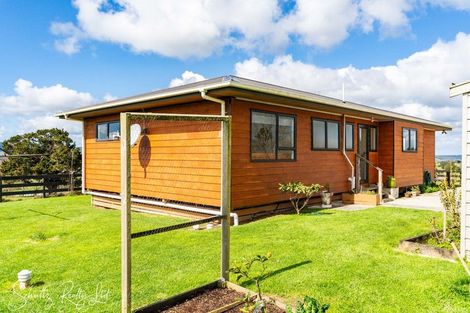 Photo of property in 31-33 Nikau Lane, Maungaturoto, 0520