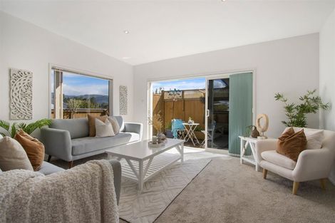 Photo of property in 10 Riverside Place, Katikati, 3129